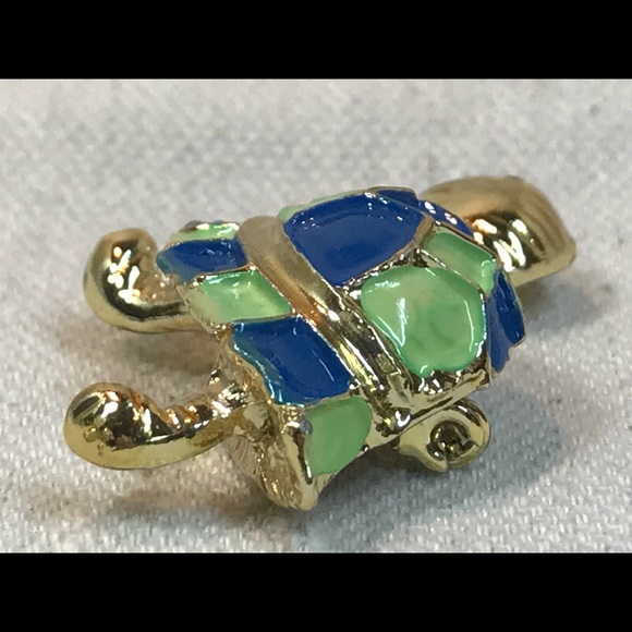 Gold Tone Enamel Turtle brooch~Costume Jewelry - Picture 7 of 8